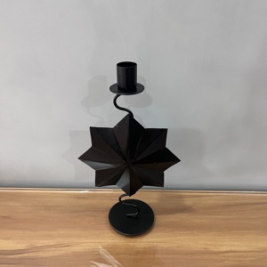 Porte-bougie Iron Star avec finition noire, décoration décorative pour la maison - Product Image 4