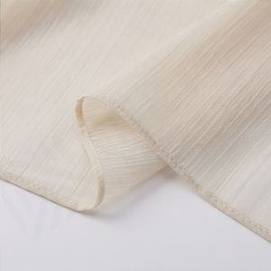 ผ้าพันคอผีเสื้อแบบมีระบายสีสันสดใสแฟชั่นล่าสุดสำหรับผู้หญิง ผ้าคลุมศีรษะมุสลิม ฮิญาบ เนื้อผ้านุ่ม พรีเมียม หรูหรา ทันสมัย - Product Image 6