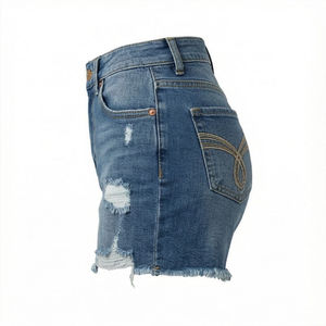 Shorts de mezclilla para mujer de tiro alto, desgastados, ecológicos, impermeables, vintage, de corte regular, lavado medio, para verano - Product Image 5