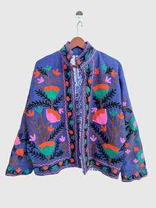 Veste matelassée à col mandarin brodée à la main de style floral, manches longues, grande taille, vêtements de printemps pour femmes, style bohème en velours - Product Image 1