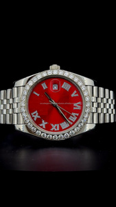 Montre élégante pour femme en acier inoxydable, cadran rouge, lunette sertie de diamants, chiffres romains, affichage analogique, fermoir pliant, 36 mm - Product Image 1