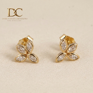 Boucles d'oreilles solitaires en or jaune massif 14 carats avec diamant de laboratoire taille marquise pour femme, bijoux fins de luxe minimalistes pour mariage - Product Image 2