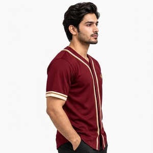 Maillot de baseball de qualité supérieure, conçu avec un tissu durable, une structure confortable, des coutures fiables et une finition de qualité, idéal - Product Image 6