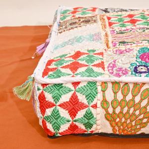 Patchwork Boho Floor Cojines Funda de cojín decorativa Sari Patchwork Cojín - Product Image 2