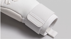 Gants de gardien de but blancs à doigts entiers avec sangle de poignet réglable en velcro - Product Image 2