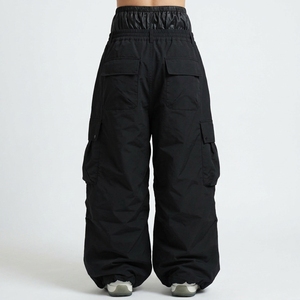 Pantalones de Nieve Impermeables Negros Unisex con Cintura Elástica y Cierre de Botones para Esquí y Snowboard para Adultos - Product Image 4