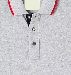 Camiseta polo clásica de manga corta para hombre con logotipo personalizado, costuras finas para un estilo informal y urbano - Product Image 4