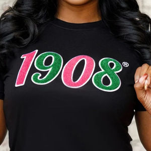 T-shirt en chenille noir 1908 avec lettres roses et vertes, vêtements de sororité, coton, vie universitaire grecque, t-shirt brodé pour femmes - Product Image 4