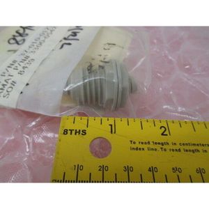 2 AMAT 3300-05420 FTG Union BLKHD 1/4", Blockhead - อุปกรณ์และชิ้นส่วนเซมิคอนดักเตอร์ระดับโลกที่เชื่อถือได้ - Product Image 5