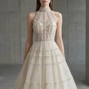 Fabricante de Vestidos de Novia de Lujo con Cuentas de Perlas, Vestido de Novia de Cuello Alto al por Mayor, Suministro de Fábrica OEM Personalizado - Product Image 1