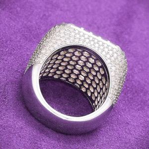 แหวนฮิปฮอปดีไซน์หรู ปี 2026 ผ่านการทดสอบเพชร  ทำจากเงินแท้ 925 ประดับเพชรโมอิสซาไนต์ VVS ทรงปรินเซสคัท สำหรับผู้ชาย - Product Image 1