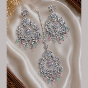 Boucles d'oreilles pendantes JeweleMarket plaquées or avec perles d'eau douce et pierres de cristal, Maang Tikka, pour fêtes, fiançailles, anniversaires, style ethnique - Product Image 2