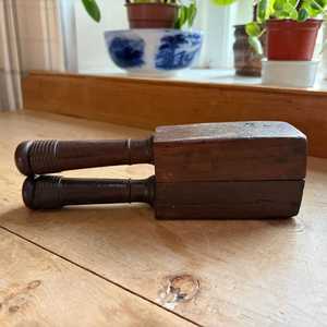 Natural Wooden Lemon <b>Squeezer</b> Manual Juicer For Kitchen Use Healthy Citrus <b>Juice</b> Making Without Electricity - Product Image 1