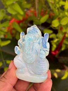 Pequeña Estatua de Ganesha de Opalita |   Ídolo de Ganesha Tallado a Mano de 2.75 Pulgadas |   Decoración de Altar con Cristales para Divinitades Hindúes |   Venta al por Mayor de Reiki para el Año Nuevo - Product Image 3