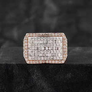 Anillo de Compromiso de Plata de Ley 925 con Diamantes Moissanite de Corte Baguette y Redondo, Estilo Hip Hop, Media Eternidad, para Joyería de Boda Masculina - Product Image 1