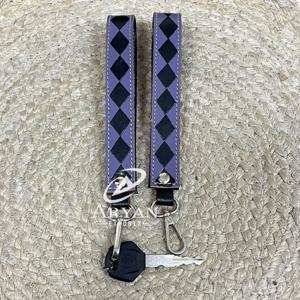 March Expo 2026 Fashion Luxury Cow Leather Keyring Engraved Checkered Key Chains Elegant Personalized Wristlet With Rings - Product Image 1