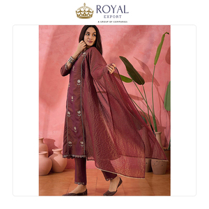 Proveedor Mundial de Ropa India para Bodas y Festivales, Conjunto de Kurti y Pantalón con Bordado Pv Simmer y Dupatta - Product Image 3