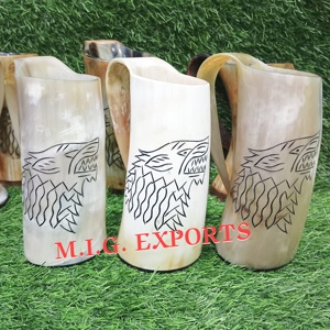 Mug authentique fait main en corne de vache viking, gobelet naturel en corne de bœuf pour bière, ale et hydromel. Écologique, vintage, médiéval. - Product Image 3