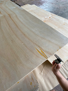 Contrachapado de Pino de 5mm-24mm al por Mayor, Fabricante Vietnamita, Tablero de Madera de Alta Resistencia para Fabricación de Cajas y Embalaje de Exportación - Product Image 2