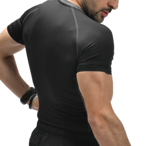 T-shirt de compression gris personnalisé pour homme, ultra-ajusté, effet seconde peau, séchage rapide, 75 % polyester, 25 % élasthanne, haut de sport pour entraînement en salle de sport, OEM - Product Image 4