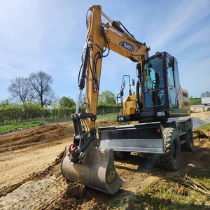 Excavatrice Sany Sy155w conçue pour les travaux de terrassement lourds, dotée d'un système hydraulique avancé et d'un excellent confort pour l'opérateur - Product Image 4
