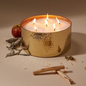 Bol à bougie décoratif en métal fait main avec motif gravé, porte-bougie de luxe pour la maison, récipient pour bougie d'aromathérapie - Product Image 5