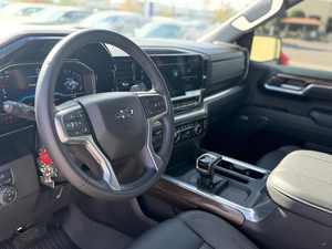 Chevrolet Silverado 1500 LT Trail Boss d'occasion 2025 - Product Image 5