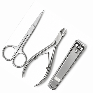 Kit de manicura profesional de acero inoxidable 7 en 1, cortaúñas, tijeras, pinzas, lima, empujador de cutículas para uso adulto - Product Image 3