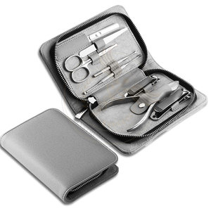 Kit de manucure et pédicure professionnel de luxe 8-en-1 en acier inoxydable avec outils portables et durables - Product Image 1