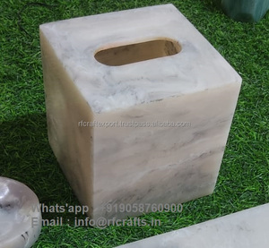 Elegante resina blanca remolino caja de pañuelos cubiertas duraderas para actualizaciones de Baño de hotel incluye embalaje de cartón - Product Image 6