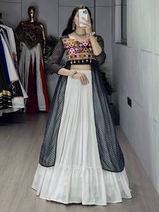 Women's White Rayon Cotton Lehenga with Leheriya Printed Georgette Kurti <b>Mirror</b> Gamthi Gota Patti Ethnic Set - Product Image 4
