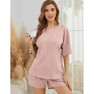 Conjunto de Salón de Dos Piezas para Mujer de Tejido Waffle Suave: Top Oversize de Manga Corta y Pantalones Cortos - Product Image 3