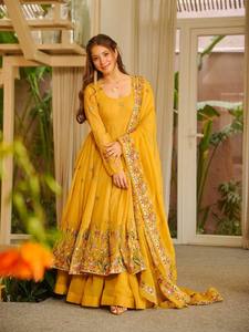Traje ANARKALI PLAZZO DUPATTA de seda crujiente de secado rápido con bordado de lentejuelas, moderno para fiestas, para todas las estaciones - Product Image 3