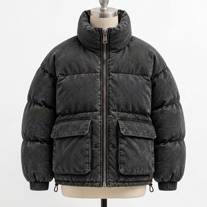 Chaqueta Acolchada Impermeable Unisex Negra con Efecto Ácido, con Cierre, Capucha y Múltiples Bolsillos, para Invierno - Product Image 3