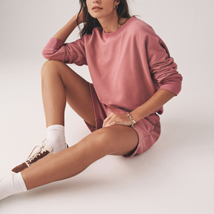 ชุดเซ็ตสองชิ้นลำลองแฟชั่นใหม่สำหรับผู้หญิง ไซส์พลัส เสื้อฟลีซแบบสวมใส่สบาย สีพื้น ความยาวคลุมเข่า ชุดวอร์มโอเวอร์ไซส์ 2 ชิ้น - Product Image 6