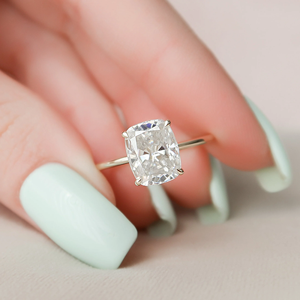 แหวนหมั้นเพชรทรงคุชชั่นชุบทอง 14K แบบคลาสสิก ประดับเพชรแล็บโกรว์ - Product Image 4