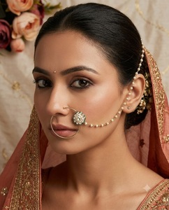 Ensemble de bijoux ethniques indiens sur mesure, grand anneau de nez Kundan avec chaîne de perles, plaqué or antique, pour mariée, vente en gros, fournisseurs de bijoux fins - Product Image 6