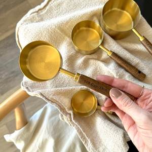 Elegant Pure Copper <b>Measuring</b> Cup Set Wooden Grip Kitchen <b>Measuring</b> <b>Tools</b> Wholesale Bulk OEM ODM Supplier India - Product Image 1