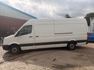 Volkswagen Crafter 2.0 2016 USADO EN BUEN ESTADO, Furgoneta de Techo Alto, Asientos Interiores de Acero OEM DIY, Tapicería de Tela Gris, Asientos Delanteros y Traseros - Product Image 4