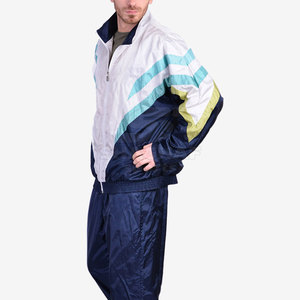 Ensemble de survêtement à capuche color block pour garçons, manches longues, respirant, avec short sportif et poches latérales, collection Printemps 2026 - Product Image 3
