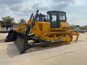 รถดันดินจีนรุ่นใหม่ 176 แรงม้า ขนาด <span class=keywords><strong>17</strong></span> ตัน รุ่น B160C รถบูลโดเซอร์แบบตีนตะขาบ พร้อมบุ้งกี๋ขนาด 4.5 ลูกบาศก์เมตร สำหรับขาย - Product Image 2