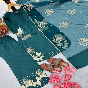 VASTRA COTTAGE Ensemble élégant pour femme avec haut entièrement brodé de sequins, pantalon palazzo et dupatta en organza doux brodé - Product Image 1