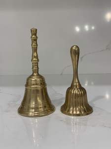 Campana de Mano de Latón con Acabado Dorado para Uso en Mostrador de Recepción, con Cuerpo Metálico Resistente y Sonido Claro - Product Image 3