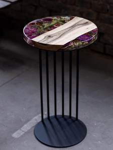 Table d'appoint personnalisable en résine florale écologique peinte à la main avec fleurs séchées - Product Image 5