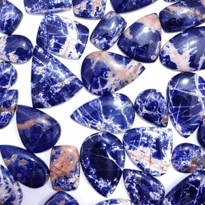 Cabochon de Sodalite Naturelle de Qualité Supérieure, Pierre Précieuse Polie pour Pendentif, Collier, Bague – Disponible au Prix Export - Product Image 6