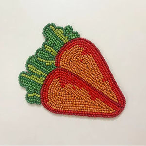 Breloques de sac en perles de rocaille personnalisées, disponibles en différents motifs. Breloques de sac uniques en perles de rocaille, d'inspiration ethnique et bohème. - Product Image 1