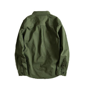 เสื้อเชิ้ตแขนยาวผู้ชายทรงปกติ สีพื้น ผ้าฝ้ายทอ 100% สีเขียว สวมใส่สบายๆ - Product Image 2