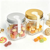 Vente en gros Unalilia E-1025, pot carré en PET de 530 ml, bouchon à vis, 18 oz, plastique de qualité alimentaire, couleur personnalisée, logo imprimé en sérigraphie, bonbons