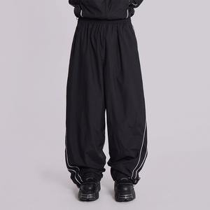 Ensemble de costume noir pour homme, couleur unie, tricoté en polyester, séchage rapide, style sportif, veste et pantalon à col montant et fermeture éclair intégrale pour l'automne - Product Image 3