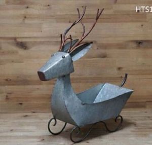 Sculpture de renne en métal faite à la main de haute qualité, décoration moderne pour la maison, ornement de Noël festif, prix attractif - Product Image 2